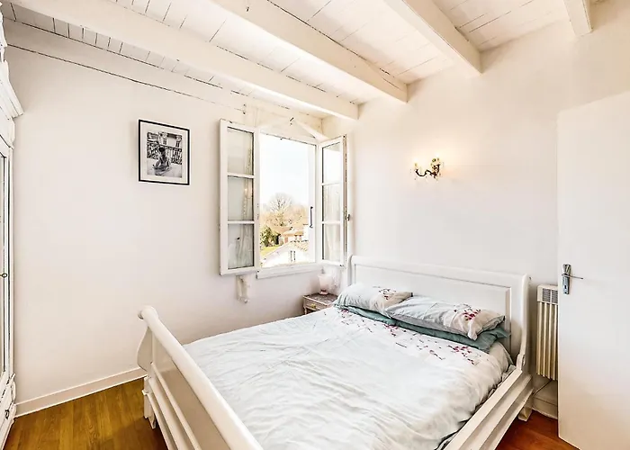 2 Bedroom Cozy In * Oradour-Fanais