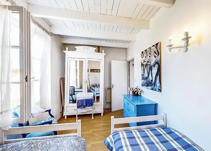 2 Bedroom Cozy In Сasa de vacaciones *