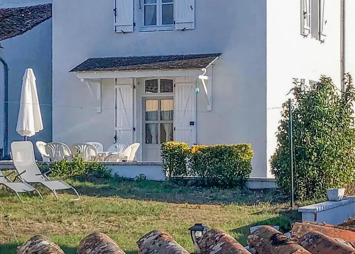 2 Bedroom Cozy In * Oradour-Fanais